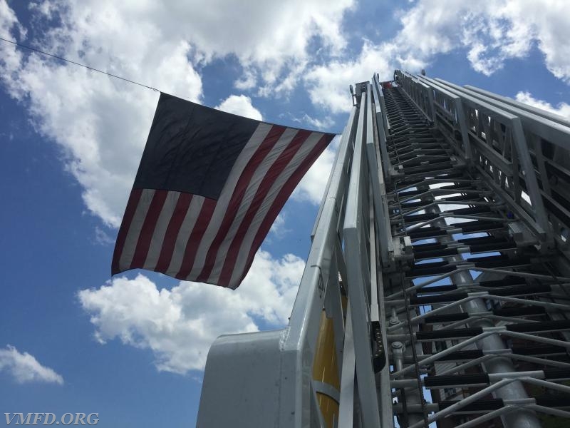 TL20 tending to "Old Glory"